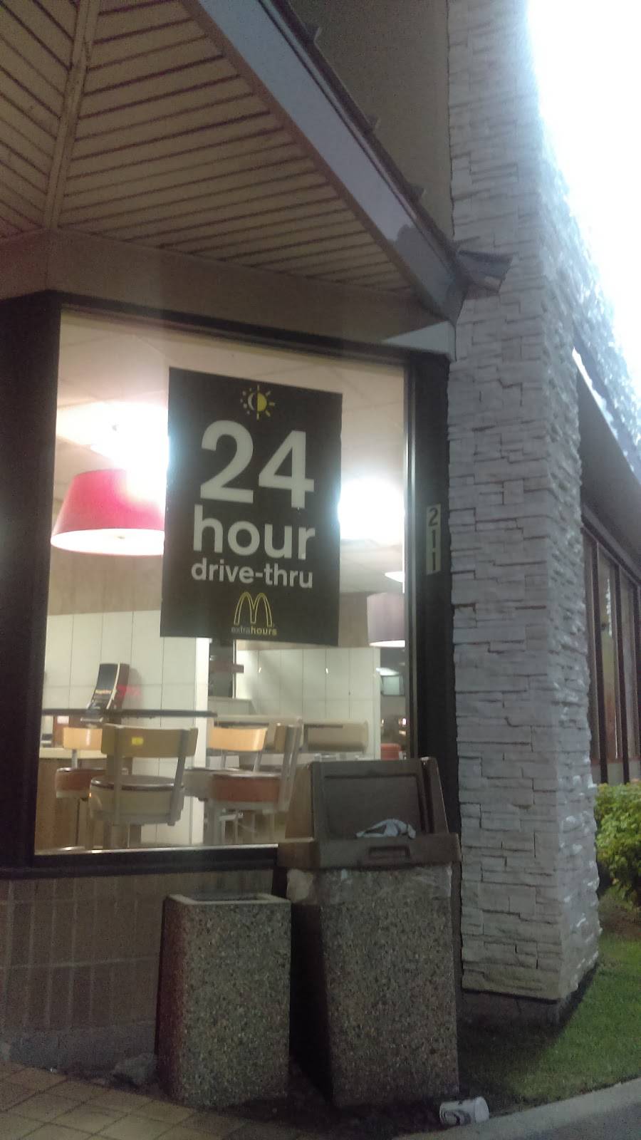 McDonalds | cafe | 211 E Little Creek Rd, Norfolk, VA 23505, USA | 7574803012 OR +1 757-480-3012