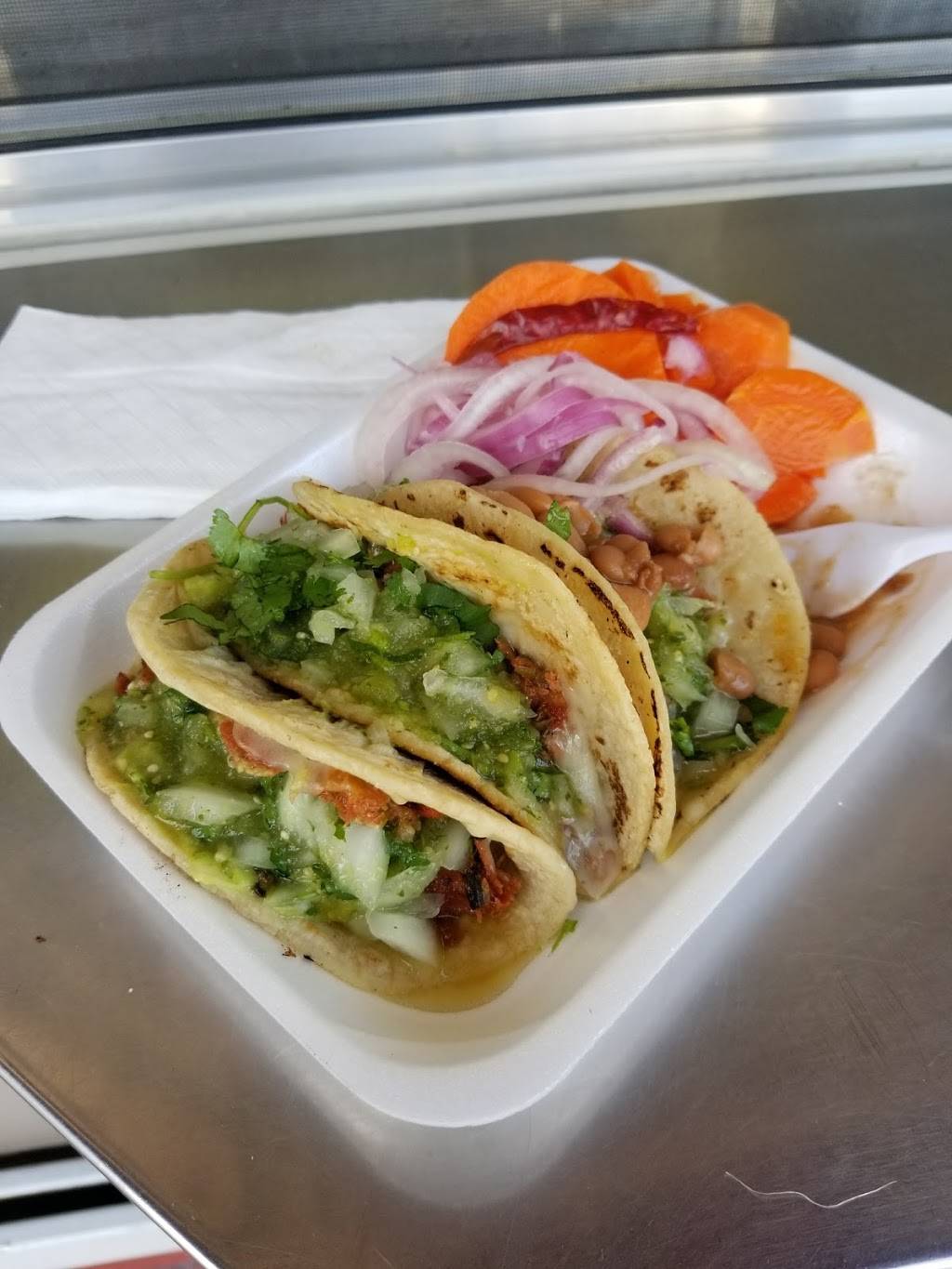 El Tacorin | restaurant | 8215 S Broadway, Los Angeles, CA 90003, USA | 3237782818 OR +1 323-778-2818