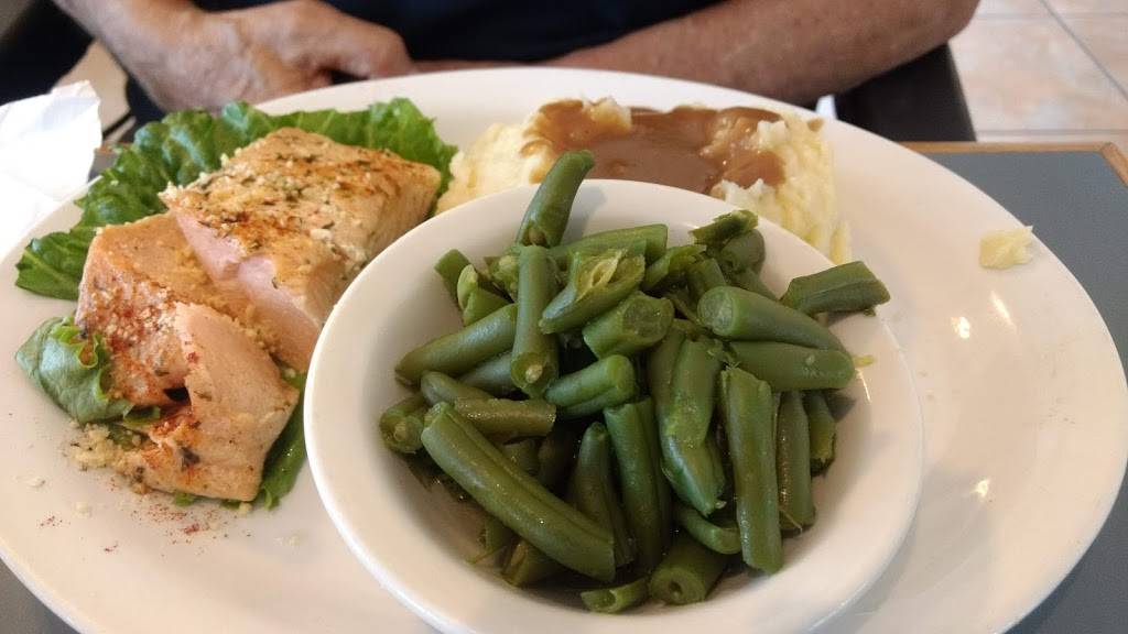 Peggys Country Kitchen | restaurant | 2100 S Ridgewood Ave, Edgewater, FL 32141, USA | 3864249333 OR +1 386-424-9333