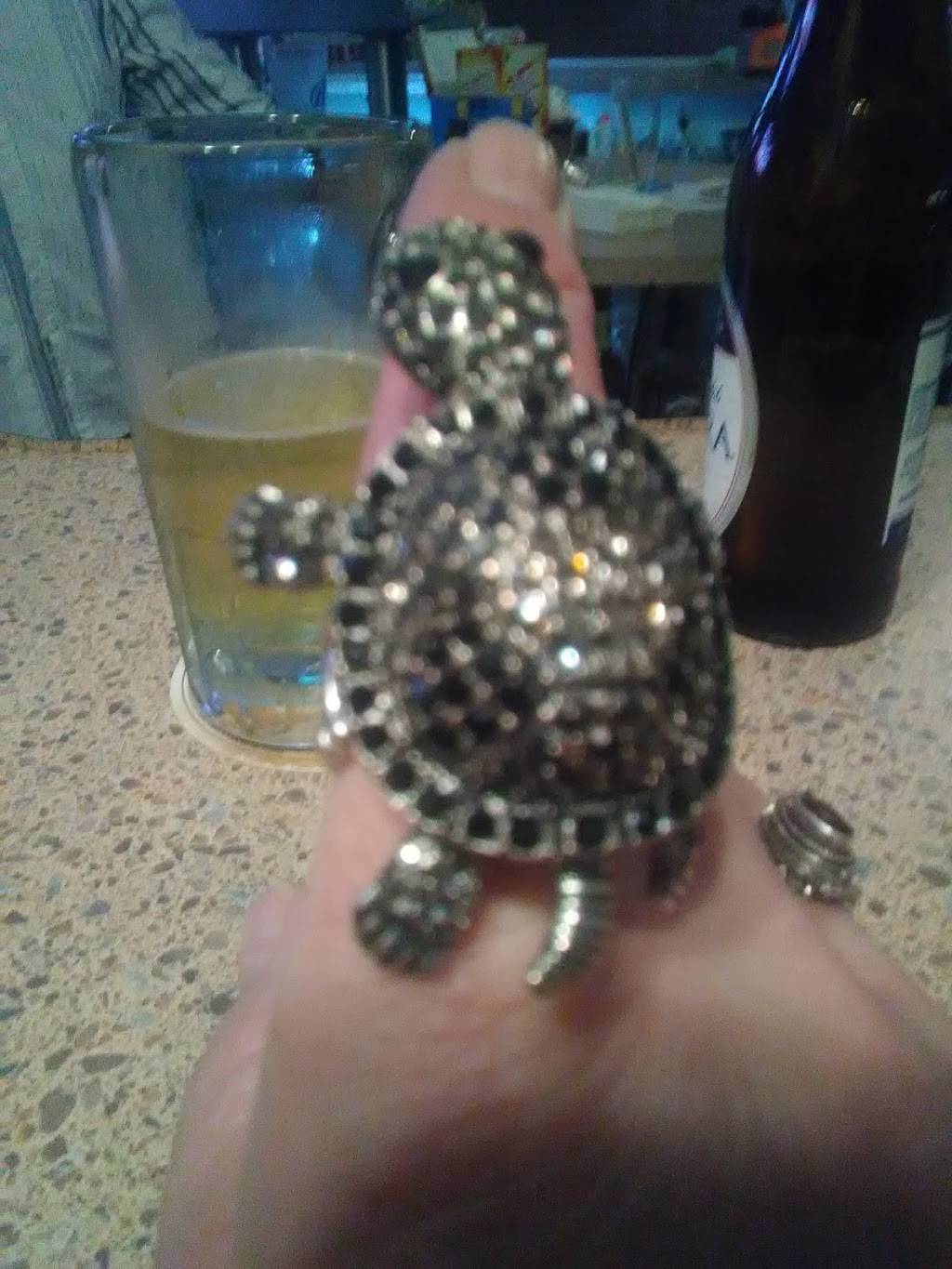 Geminis Bar and Ballroom | restaurant | 1401 S Front St, Allentown, PA 18103, USA | 6107912363 OR +1 610-791-2363