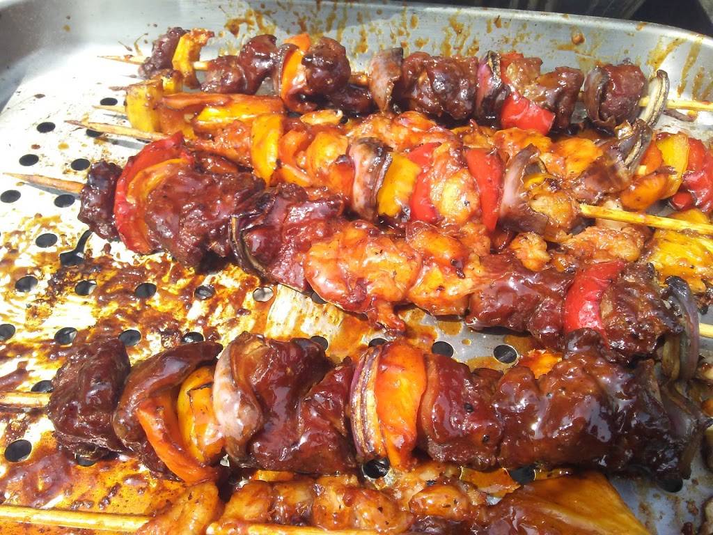 A.Ps Gourmet Eats | restaurant | Warren Ave, Dearborn, MI 48126, USA | 3136872356 OR +1 313-687-2356