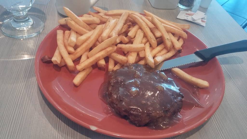 Au Blanc DOeuf | restaurant | 1903 Boulevard René-Laennec, Laval, QC H7M 5E2, Canada | 4506623131 OR +1 450-662-3131