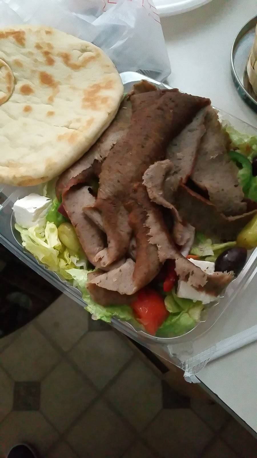 Poor Boy | restaurant | 101 Roosevelt Rd, Maywood, IL 60153, USA | 7084501100 OR +1 708-450-1100