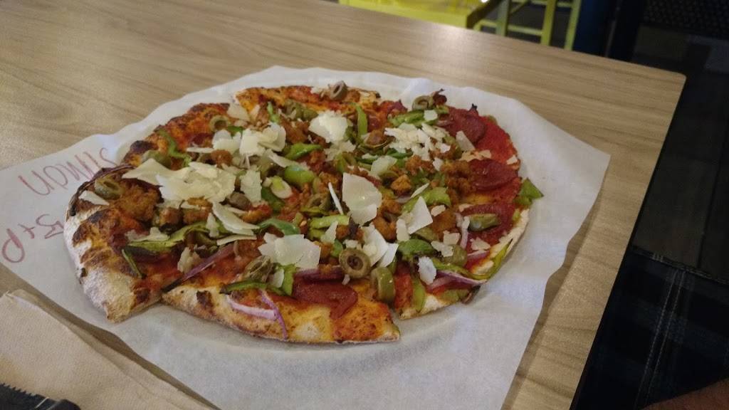 PizzBox La Boîte à Pizza Fleurimont | restaurant | 2015 12e Avenue N #530, Sherbrooke, QC J1E 4J5, Canada | 8195648888 OR +1 819-564-8888