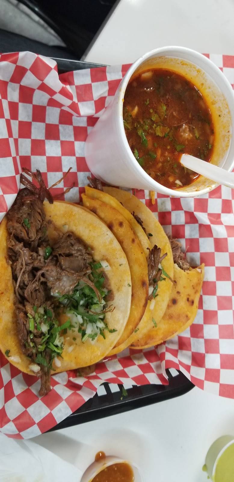 Tacos EL Patron | restaurant | 516 N State College Blvd, Anaheim, CA 92806, USA | 7146037446 OR +1 714-603-7446