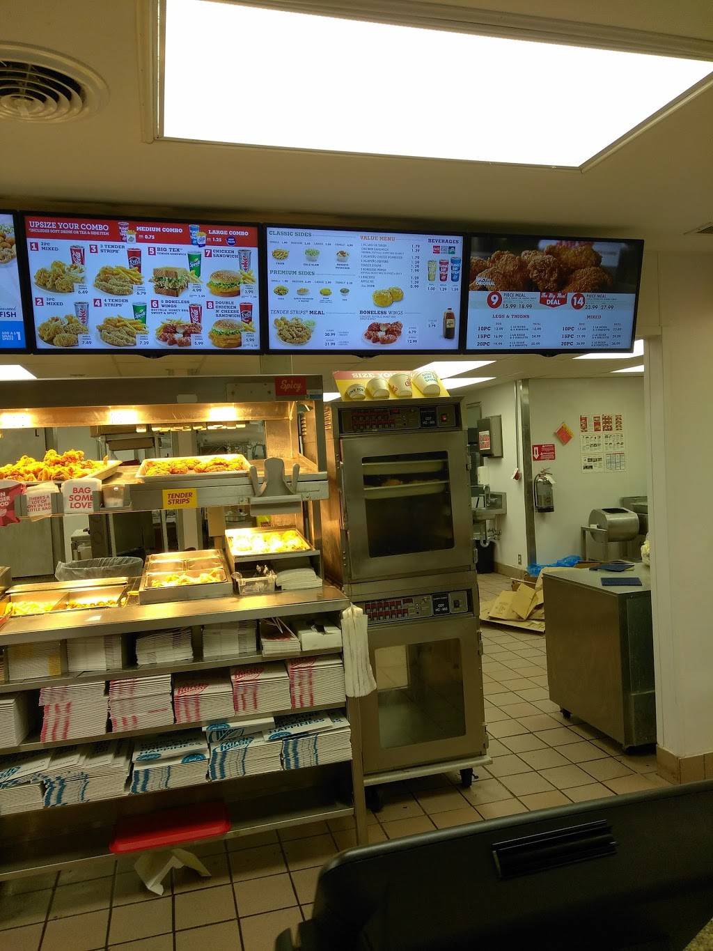 Churchs Chicken | restaurant | 7224 W 10th St, Indianapolis, IN 46214, USA | 3176440574 OR +1 317-644-0574