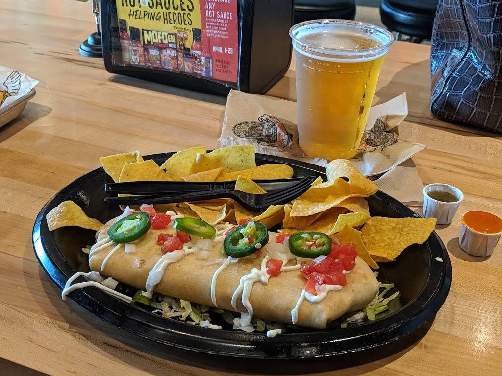 Tijuana Flats | restaurant | 4925 W Broad St #401, Richmond, VA 23230, USA | 8042562960 OR +1 804-256-2960