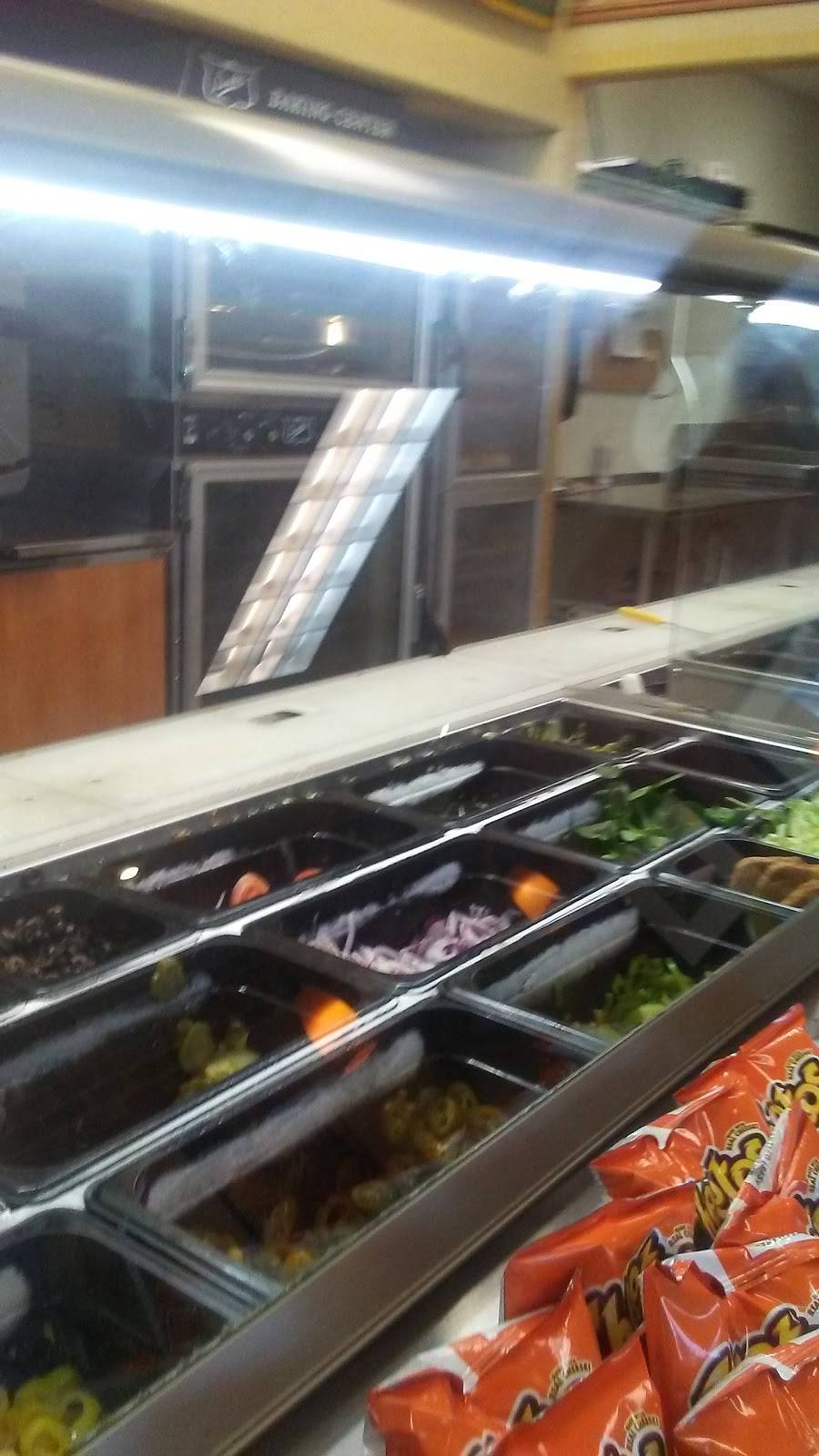 Subway | restaurant | 36220 CA-99, Traver, CA 93673, USA | 5592383815 OR +1 559-238-3815