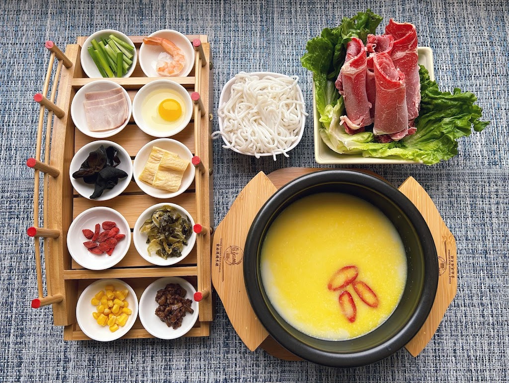 Oodle Yunnan Rice Noodle | restaurant | 3420 Balboa St, San Francisco, CA 94121, USA | 4155718889 OR +1 415-571-8889