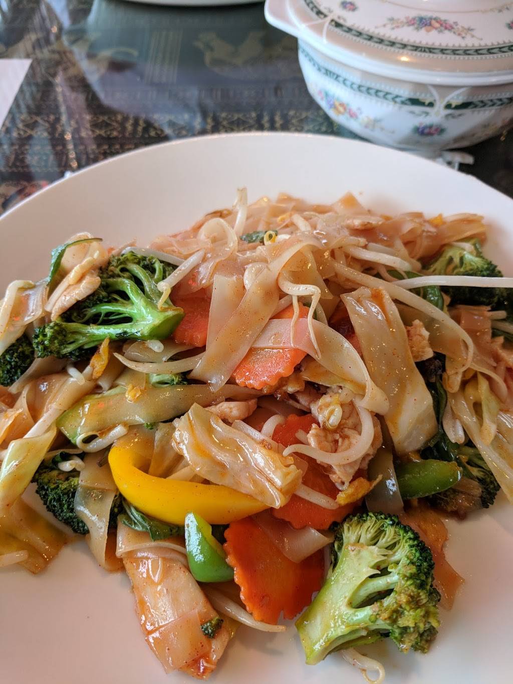 Bangkok House | restaurant | 318 N Kings Hwy, Myrtle Beach, SC 29577, USA | 8436265384 OR +1 843-626-5384