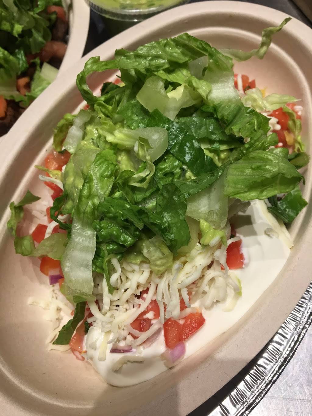 Chipotle Mexican Grill | restaurant | 1 Oak St Ste 2, Westborough, MA 01581, USA | 5083660653 OR +1 508-366-0653