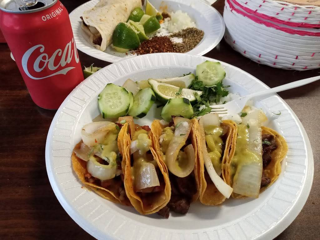 Taquitos el gallo de arandas | restaurant | 3905 San Pedro Ave, San Antonio, TX 78212, USA | 2108881336 OR +1 210-888-1336