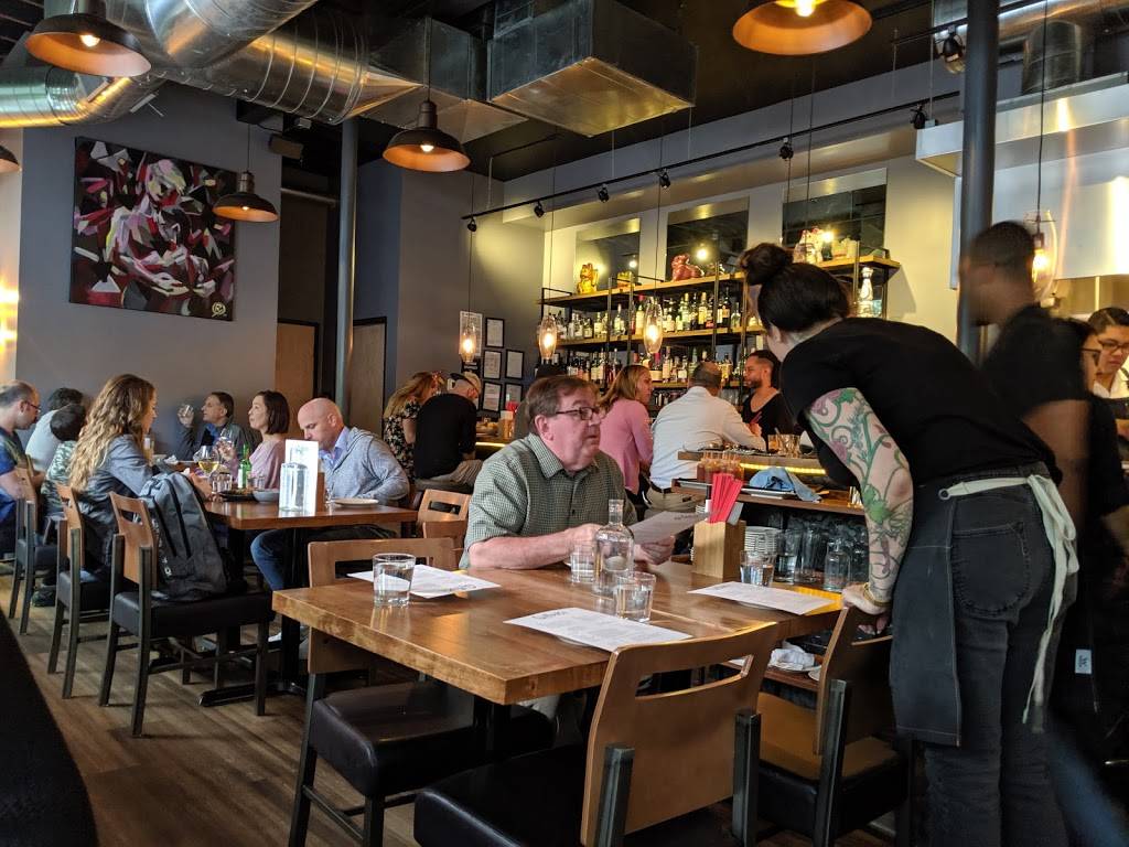 Q House | restaurant | 3421 E Colfax Ave, Denver, CO 80206, USA | 7207298887 OR +1 720-729-8887