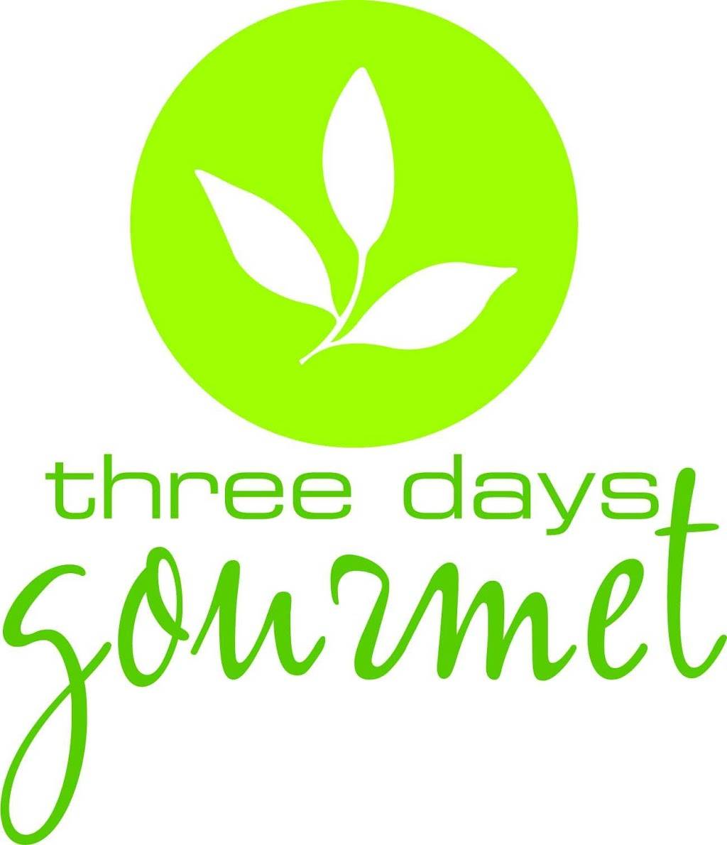 Three Days Gourmet Catering | restaurant | 26850 Providence Pkwy #115, Novi, MI 48374, USA | 2485340463 OR +1 248-534-0463
