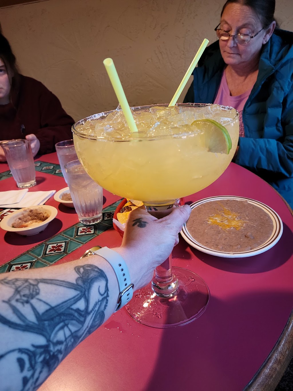 La Mexicana Restaurant | restaurant | 2203 3rd St, Tillamook, OR 97141, USA | 5038422101 OR +1 503-842-2101