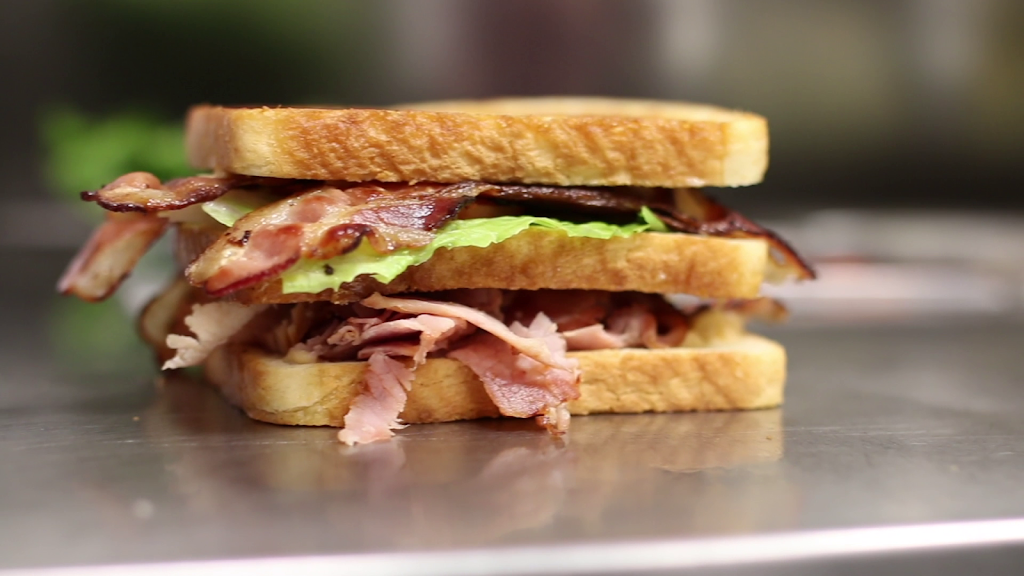 Carson Tap House | restaurant | 823 Liberty St, Morris, IL 60450, USA | 8155133924 OR +1 815-513-3924