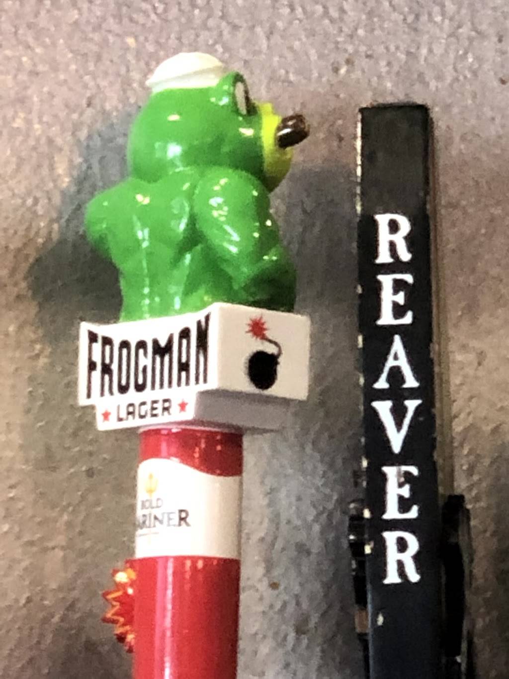 Famous Uncle Al’s Taphouse | restaurant | 918 Mediterranean Ave, Virginia Beach, VA 23451, USA | 7575007935 OR +1 757-500-7935