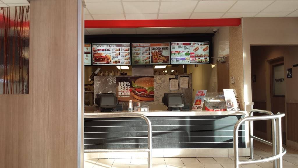 Burger King | restaurant | 120 S Roosevelt Ave, Burlington, IA 52601, USA | 5637535666 OR +1 563-753-5666