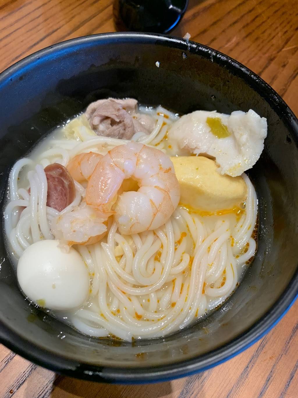 Yunshang Rice Noodle House (Aurora) | restaurant | 16035 Bayview Ave D5, Aurora, ON L4G 3L4, Canada | 9058411112 OR +1 905-841-1112