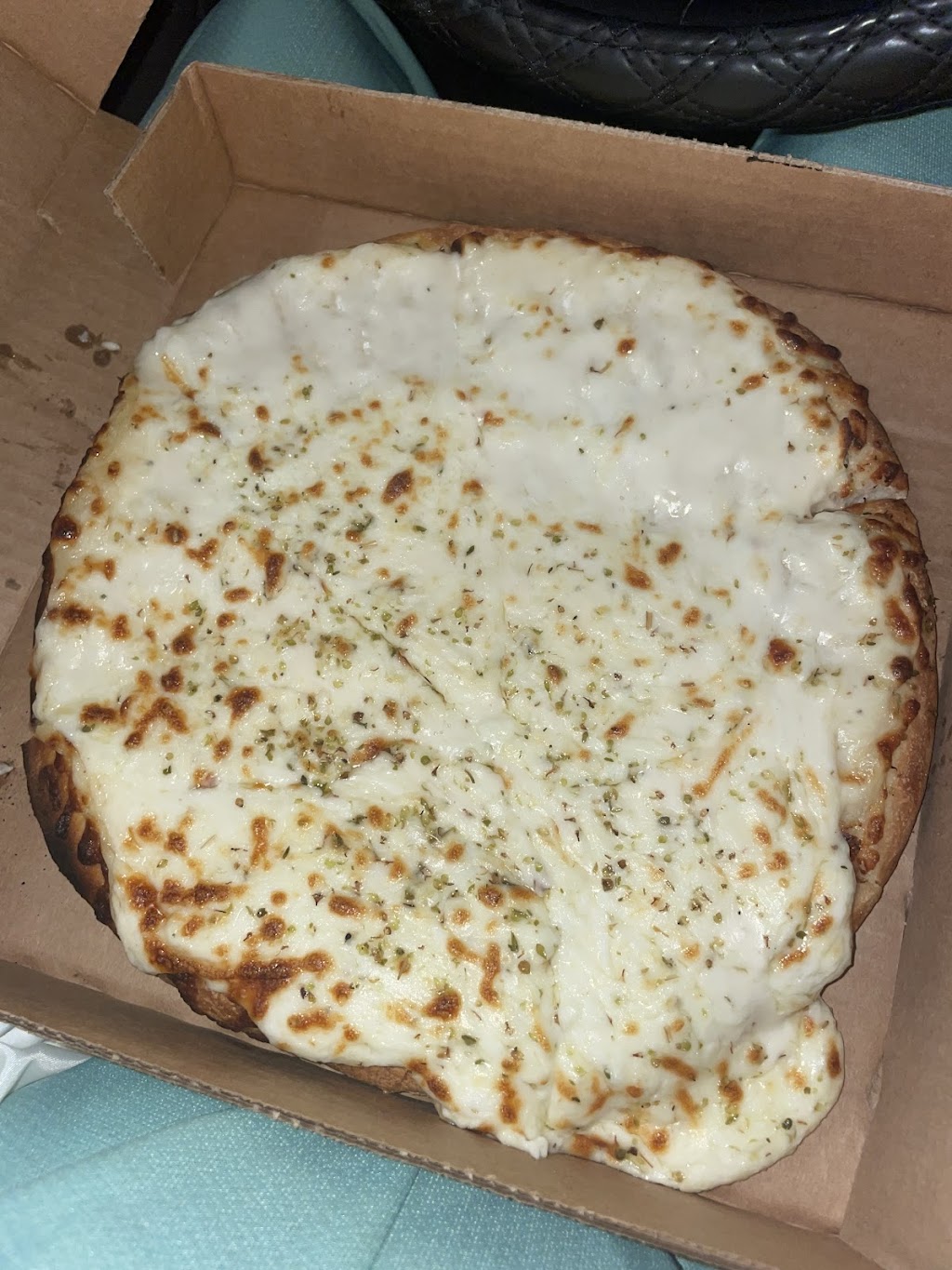 LoveVerona Pizza&Pasta DownTown | restaurant | 540 SW College St, Portland, OR 97201, USA | 9712959090 OR +1 971-295-9090