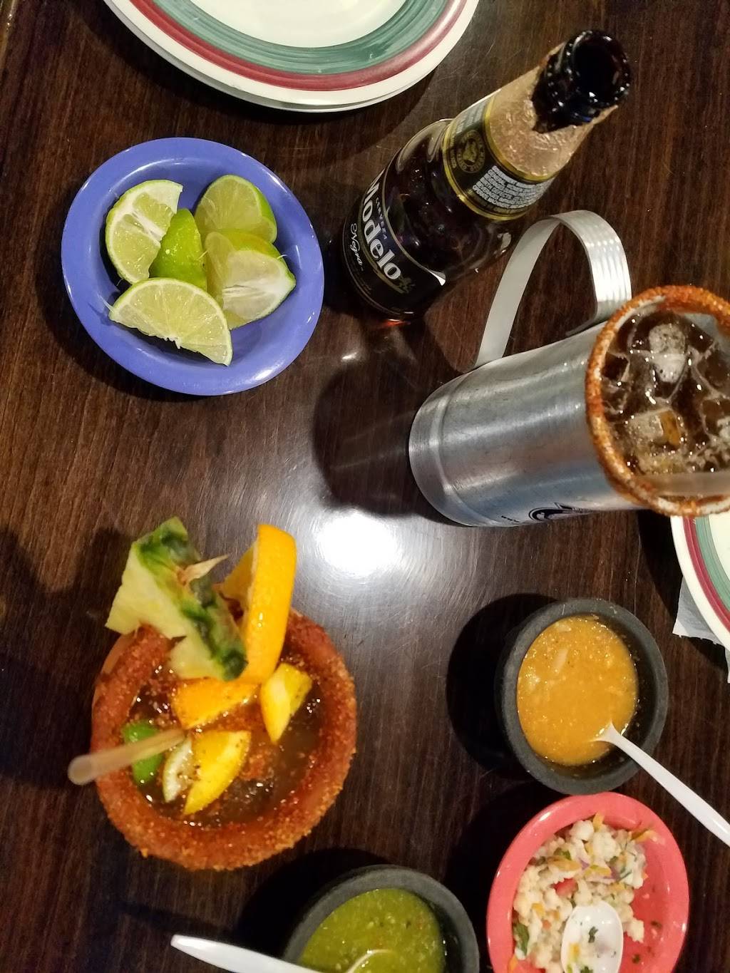 Las Islas Marias | restaurant | 5401 S Pulaski Rd, Chicago, IL 60632, USA | 7737670908 OR +1 773-767-0908