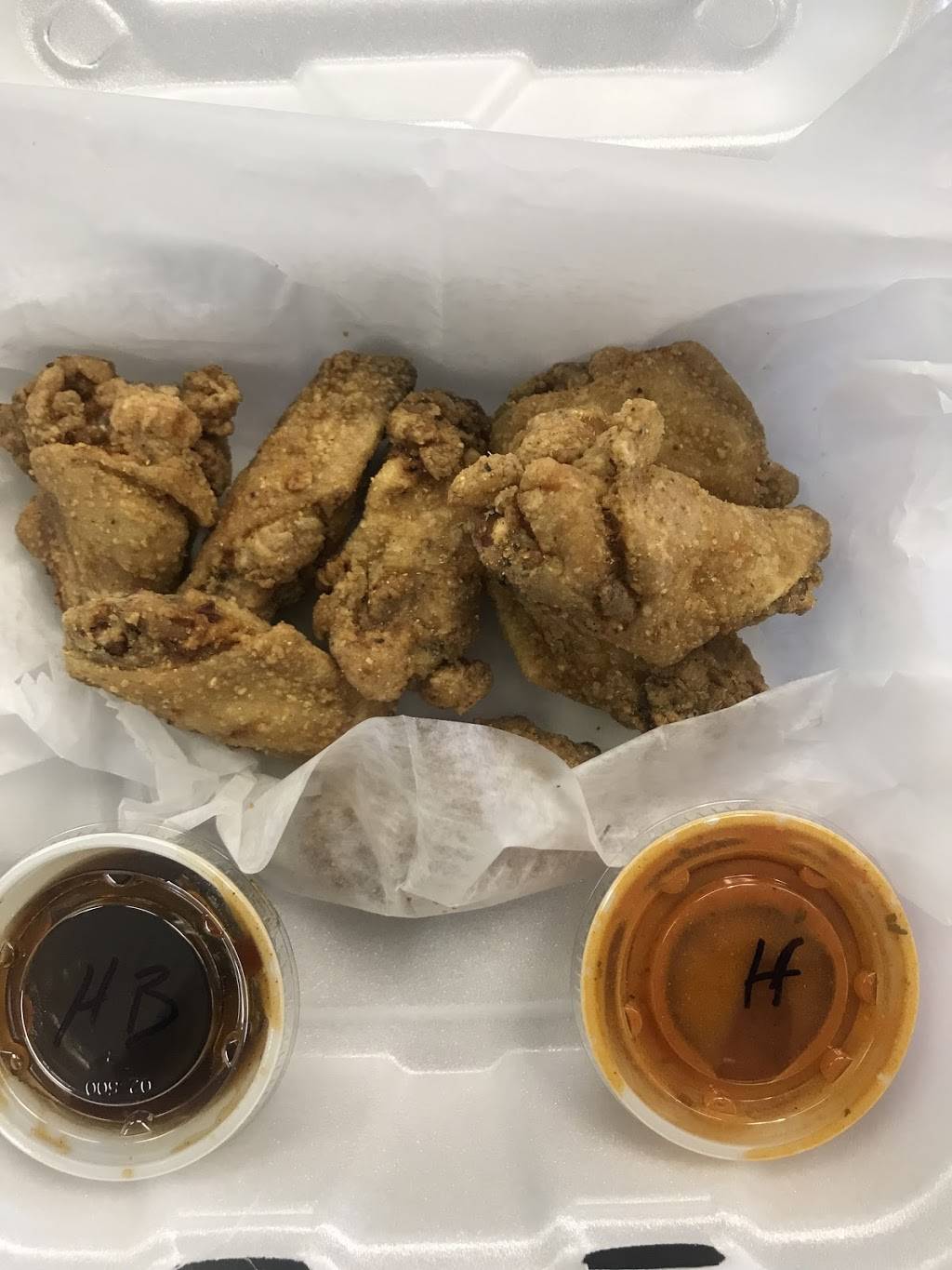 Trae’s Burgers•Chicken•Fish | restaurant | 1802 28th St SW, Wyoming, MI 49519, USA | 6166475942 OR +1 616-647-5942