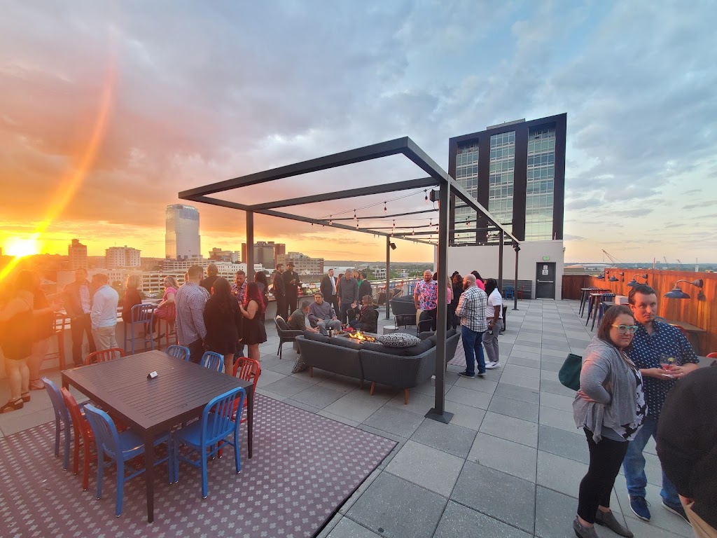 Agasi 7: Rooftop Bar + Kitchen | restaurant | 322 Rock St, Little Rock, AR 72202, USA | 5012440044 OR +1 501-244-0044
