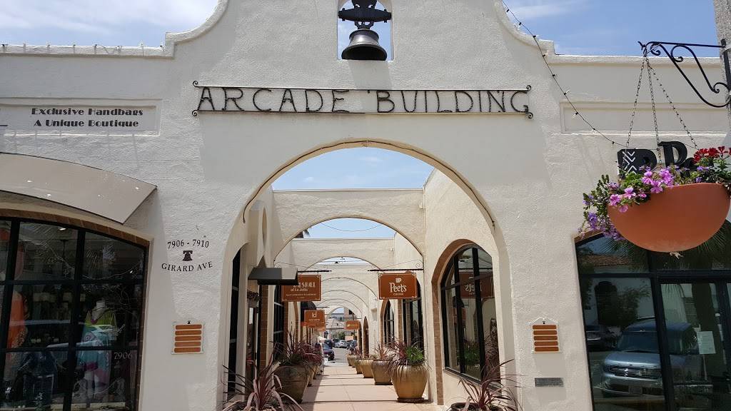 Richard Walkers Pancake House | restaurant | 909 Prospect St, La Jolla, CA 92037, USA | 8584598800 OR +1 858-459-8800