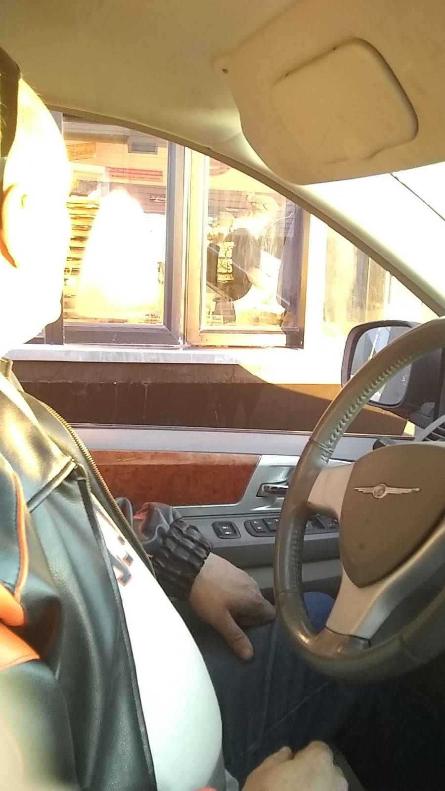 Jimmy Johns | meal delivery | 900 Charleston Ave, Mattoon, IL 61938, USA | 2172586400 OR +1 217-258-6400