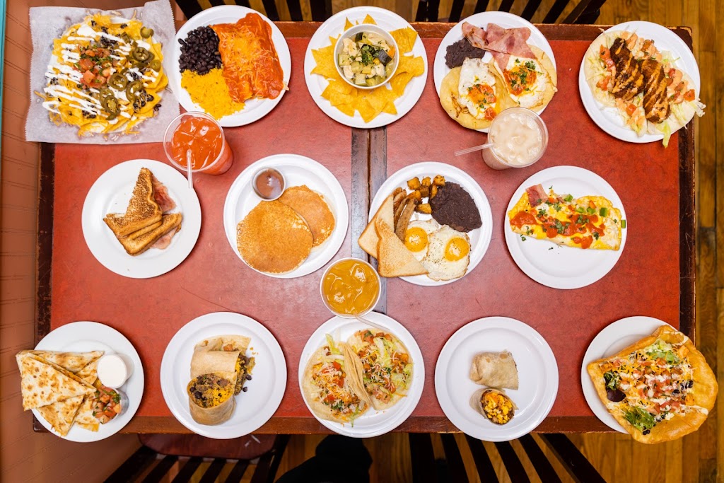 Herreras Mexican Grill | restaurant | 11 Temple Pl, Boston, MA 02111, USA | 6174262350 OR +1 617-426-2350