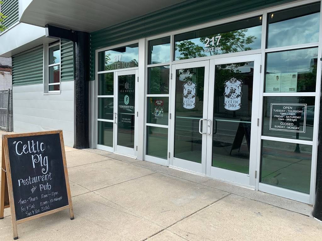 The Celtic Pig Restaurant and Pub | restaurant | 217 E Main St Suite 104, Louisville, KY 40202, USA | 5022904846 OR +1 502-290-4846