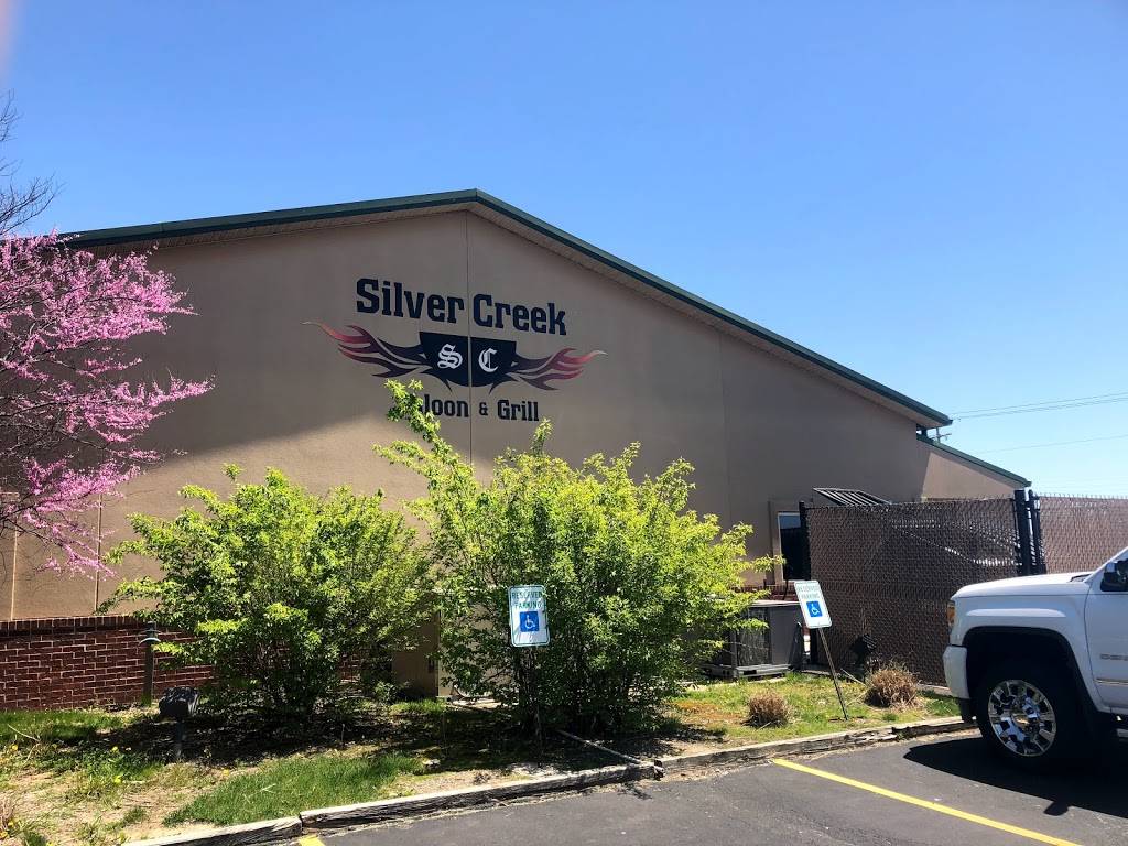 The Silver Creek Saloon and Grill | restaurant | 2520 Mascoutah Ave, Belleville, IL 62220, USA | 6184166337 OR +1 618-416-6337