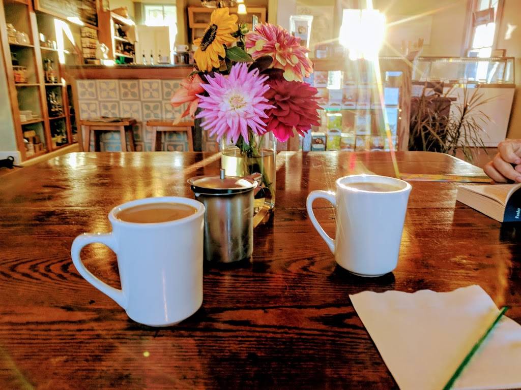 Adelaides Coffee House & Yarn Shop | cafe | 1401 Bay Ave, Ocean Park, WA 98640, USA | 3606656050 OR +1 360-665-6050