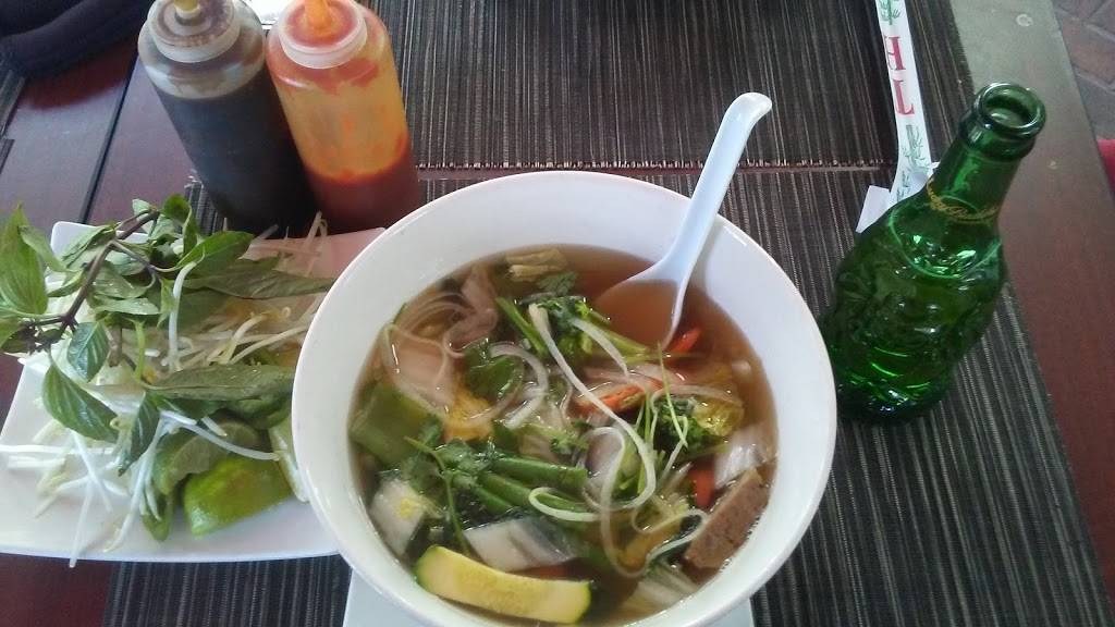 PHOnomenal | restaurant | 8543 Santa Monica Blvd, West Hollywood, CA 90069, USA | 4242493825 OR +1 424-249-3825