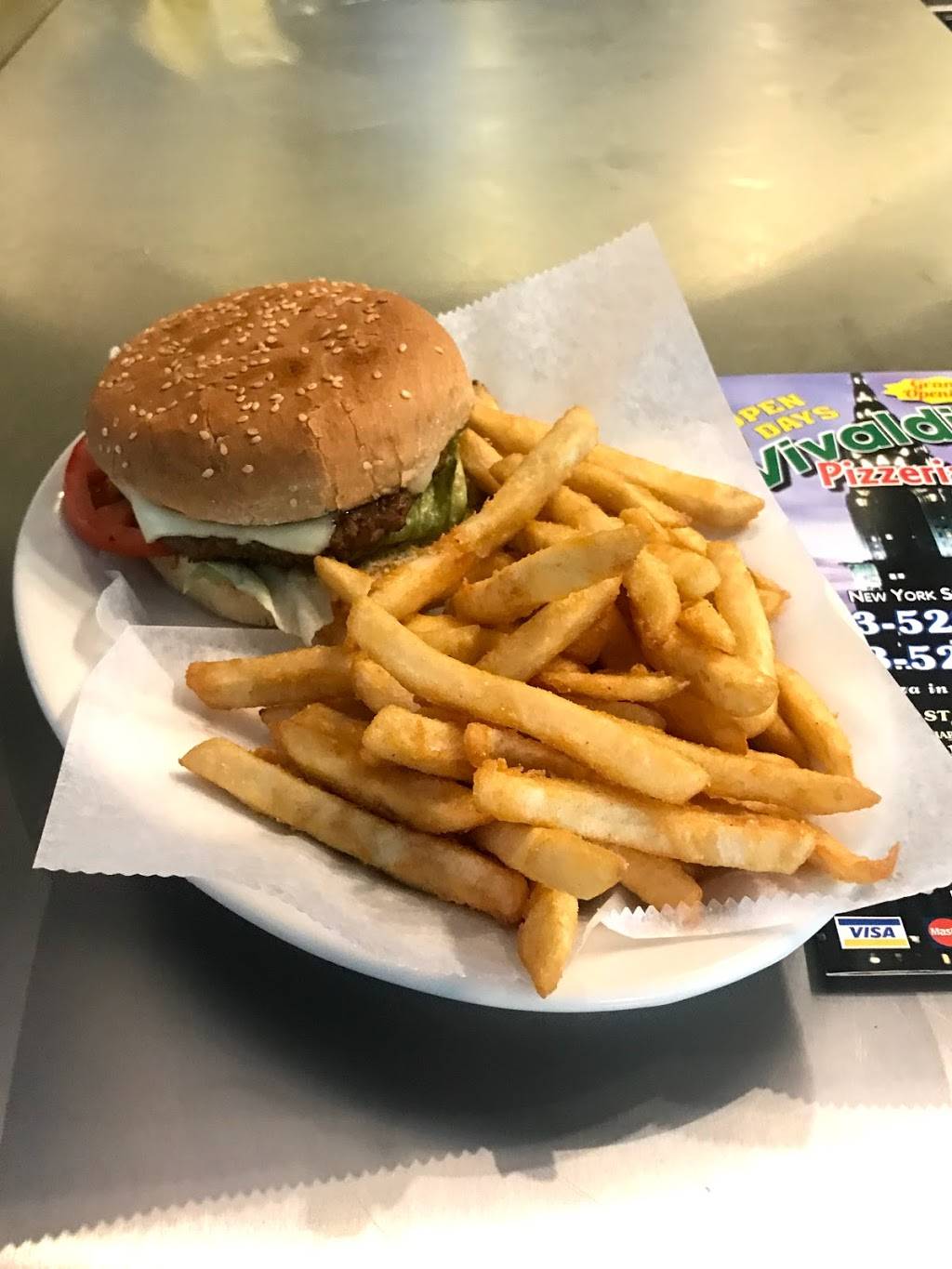 vivaldis pizzeria | restaurant | 325 Stockbridge Rd #4, Great Barrington, MA 01230, USA | 4135289000 OR +1 413-528-9000