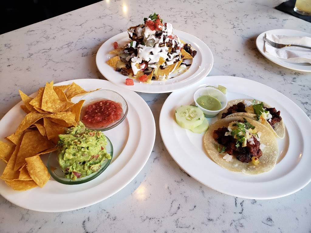 La Avenida | restaurant | 2247 1st Avenue, New York, NY 10029, USA | 2128282247 OR +1 212-828-2247