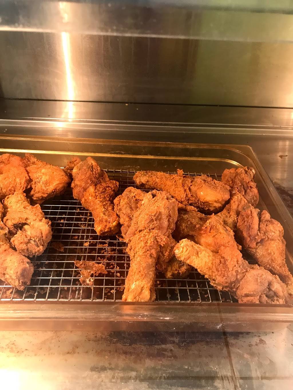 Laredo Taco | restaurant | 2728 N Austin St, Seguin, TX 78155, USA | 8304010503 OR +1 830-401-0503