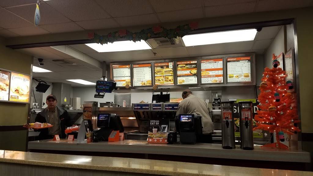 Whataburger | restaurant | 2727 West Ave, San Antonio, TX 78201, USA | 2103402445 OR +1 210-340-2445