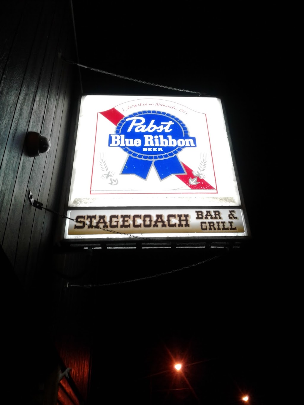 Stagecoach Bar & Grill | restaurant | 315 Main St E, Ashland, WI 54806, USA | 7152926710 OR +1 715-292-6710
