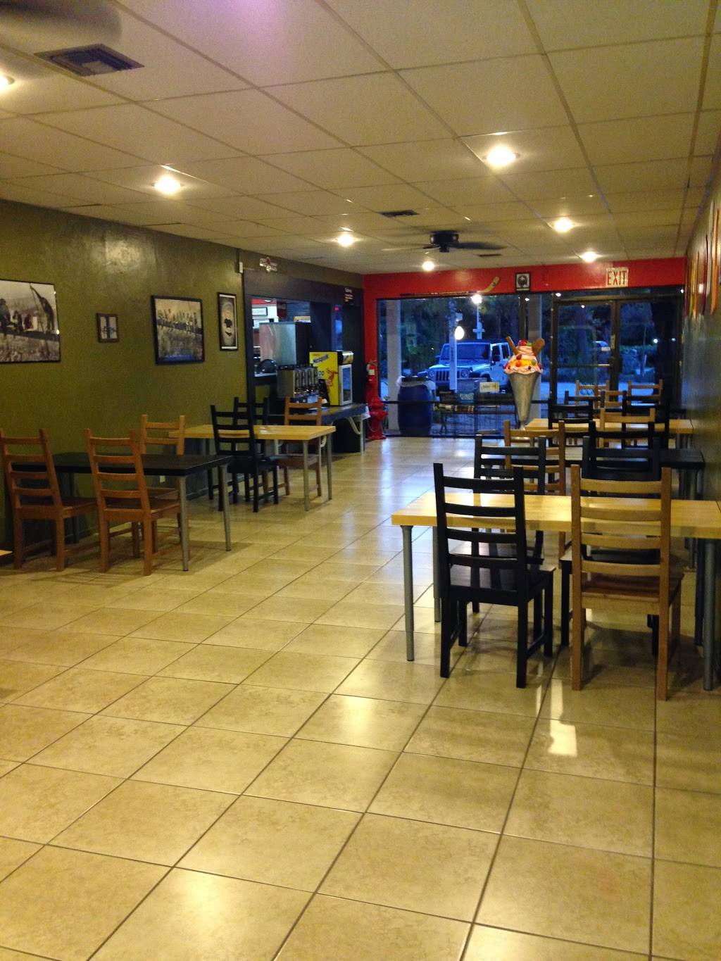 Sanibel Deli & Coffee Factory | cafe | 2330 Palm Ridge Rd, Sanibel, FL 33957, USA | 2394722555 OR +1 239-472-2555