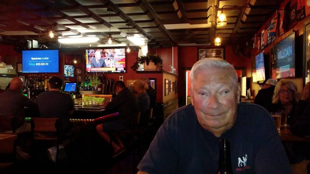 Daniellos Pizzeria Cafe Restaurant | meal delivery | 70 W 95th St, New York, NY 10025, USA | 2129610340 OR +1 212-961-0340