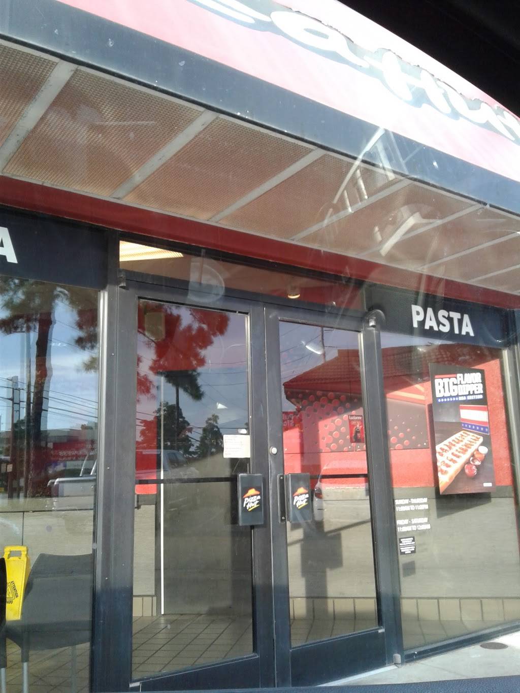 Pizza Hut | restaurant | 12616 Jones Rd, Houston, TX 77070, USA | 2818945353 OR +1 281-894-5353