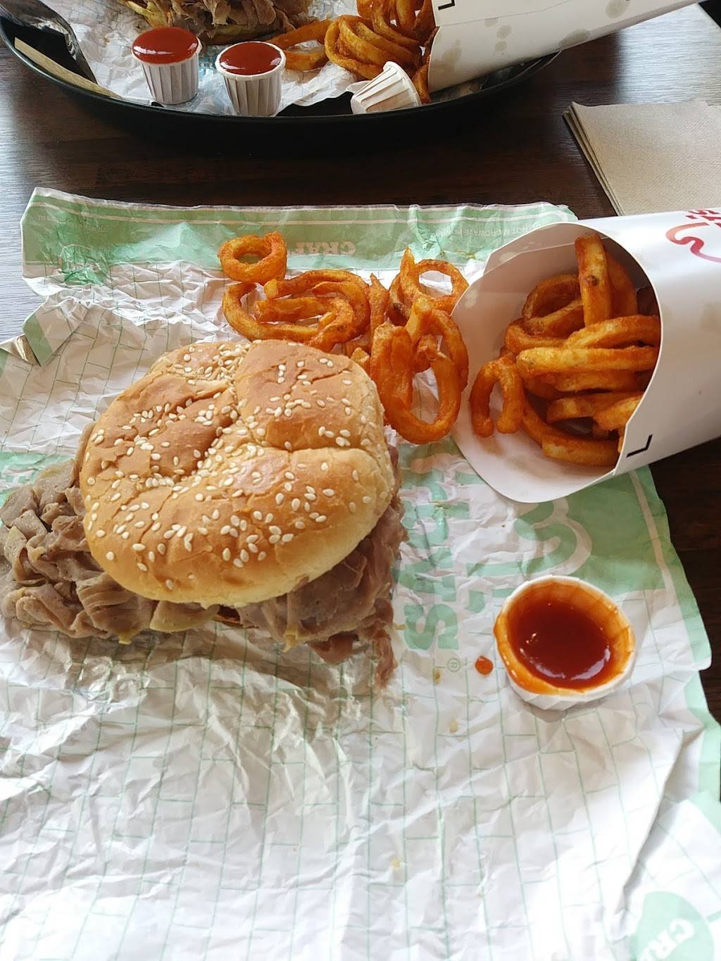 Arbys | restaurant | 30487 US-441, Commerce, GA 30529, USA | 7063356112 OR +1 706-335-6112