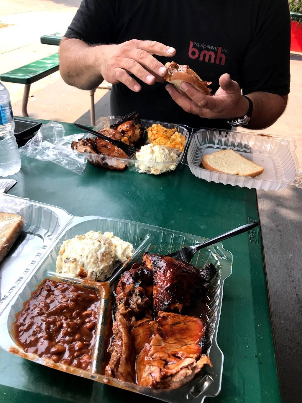 Everett & Jones Barbeque | restaurant | 1955 San Pablo Ave, Berkeley, CA 94702, USA | 5105488261 OR +1 510-548-8261