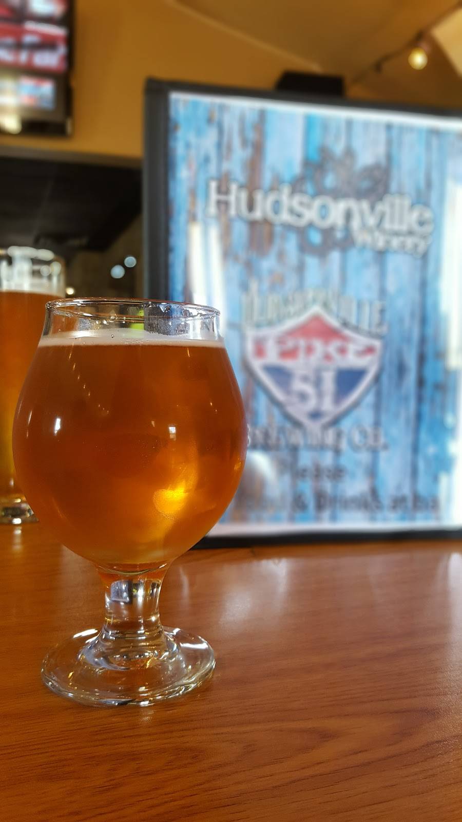 Hudsonville Winery | restaurant | 3768 Chicago Dr, Hudsonville, MI 49426, USA | 6166624589 OR +1 616-662-4589