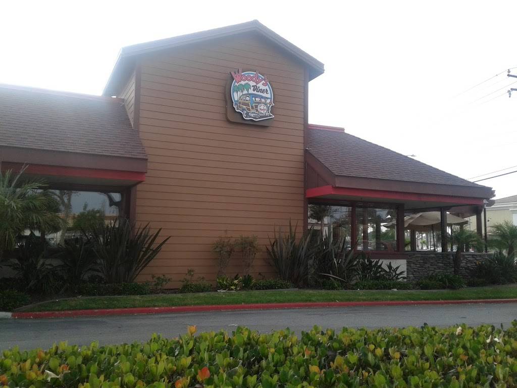 Woodys Diner | restaurant | 10136 Adams Ave, Huntington Beach, CA 92646, USA | 7149654555 OR +1 714-965-4555