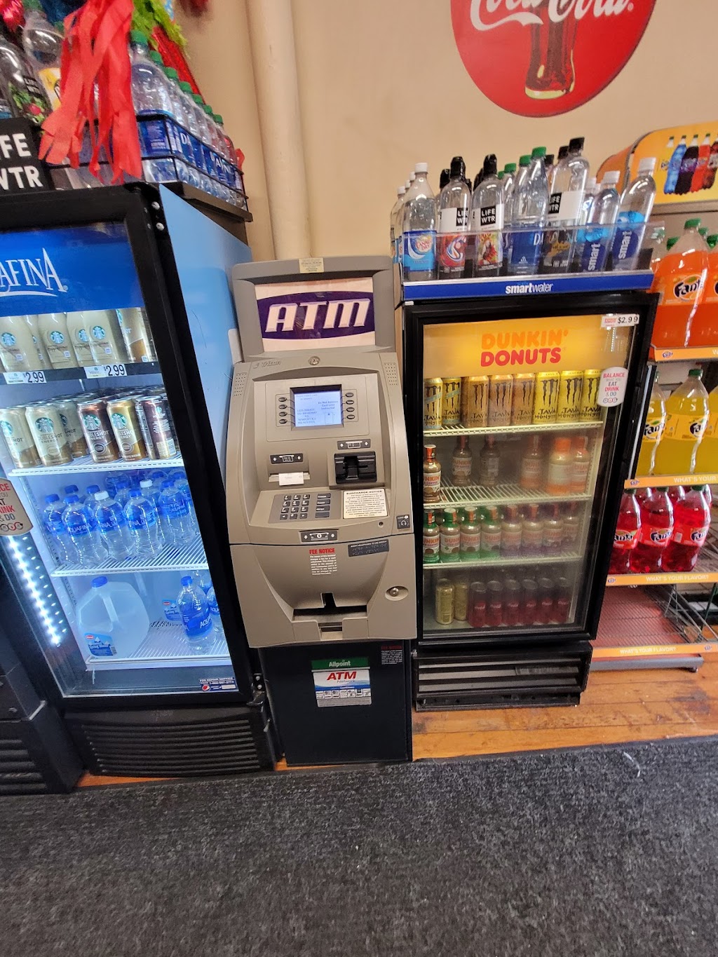 Leos Market & Restaurant | restaurant | 162 Broadway, Newport, RI 02840, USA | 4016195935 OR +1 401-619-5935