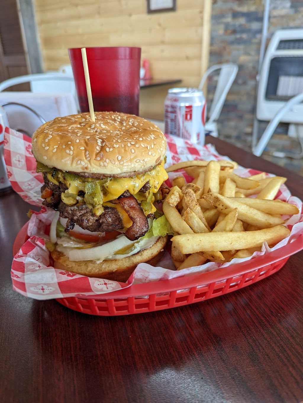 Eagle Nest Cafe | restaurant | 25 NM-38, Eagle Nest, NM 87718, USA | 5752523035 OR +1 575-252-3035