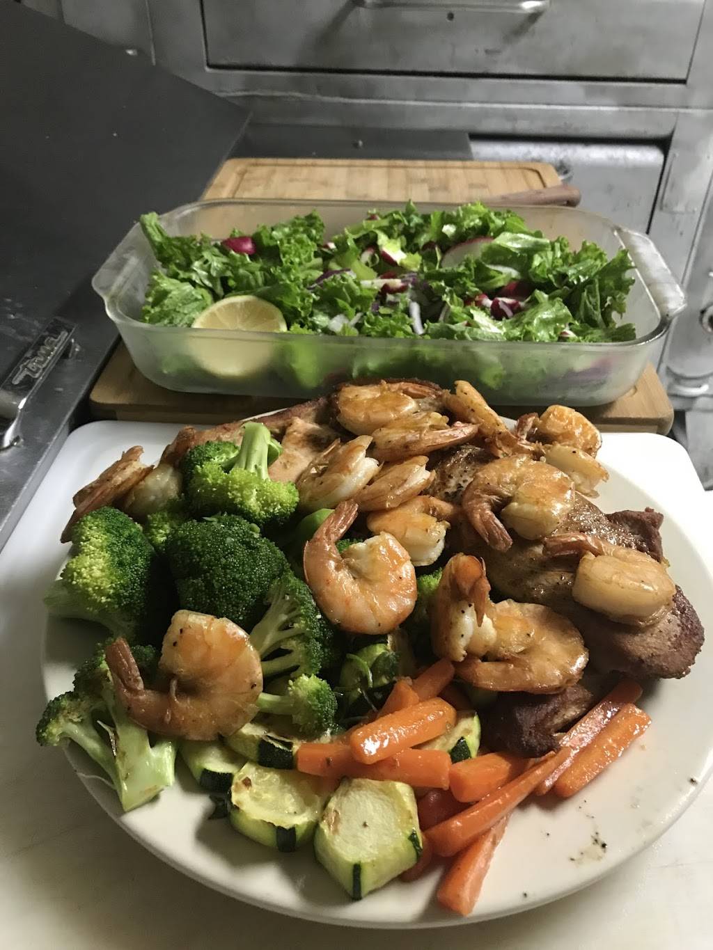 Northstar Restaurant | restaurant | 6246 N Western Ave, Chicago, IL 60659, USA | 7734652656 OR +1 773-465-2656