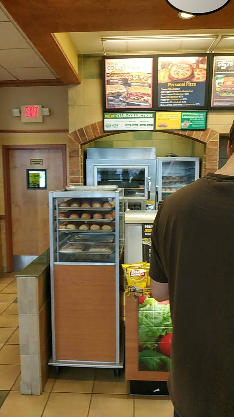 Subway | restaurant | 747 Ash St NE, Lonsdale, MN 55046, USA | 5077442345 OR +1 507-744-2345